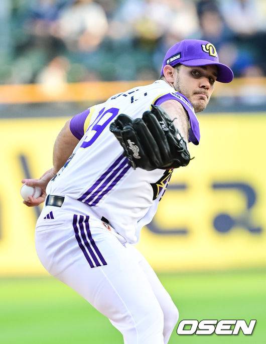 겨우 붙잡았는데 결별 엔딩? 두산 역수출 전망 떴다, 美 “잭로그 ML 컴백도 고려했지만, 내년 재도전 전망”