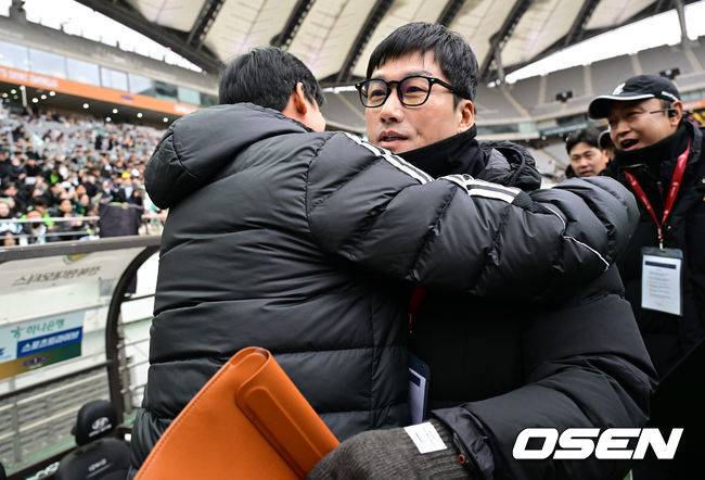 ‘광주FC 낭만의 시대 끝났다!’ 이정효 감독, 수원삼성과 조율중…승격전도사 될까