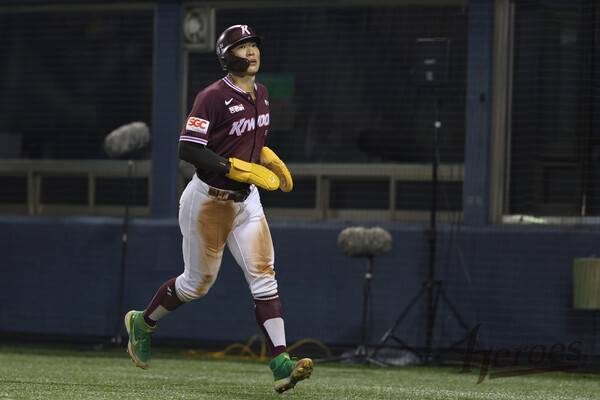 [단독] 송성문 계약, 김혜성 3+2년 2200만 달러 넘어설듯...LA는 막판 포기, 샌디에이고가 '승부수'