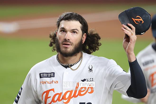 캐나다에 다시 류현진 소환된 이유…