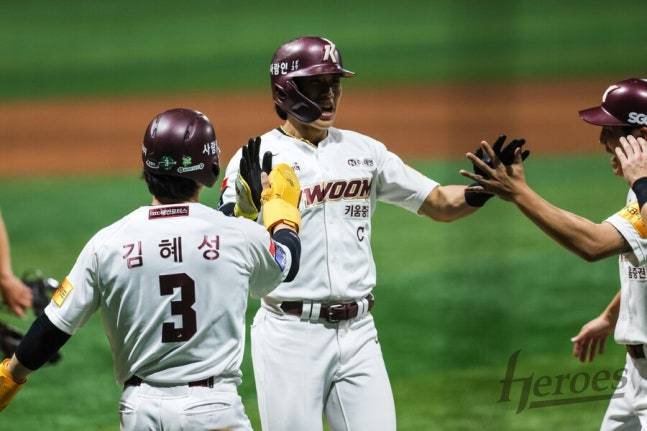 '김혜성도 넘었다' 6년 120억 결국 백지화... 송성문, '3년 192억' SD로 간다!