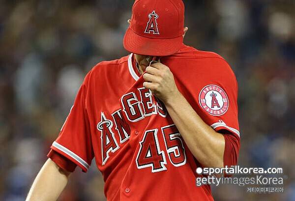 '여름에 에어컨도 안 틀어주는' 최악의 구단, 방만 운영으로 세상 떠난 투수 유족과 극적 합의