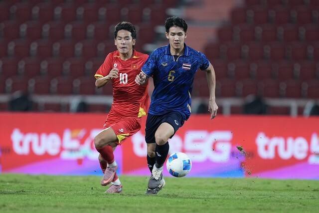 김상식 감독이 울린 '마담 팡' 태국 회장,