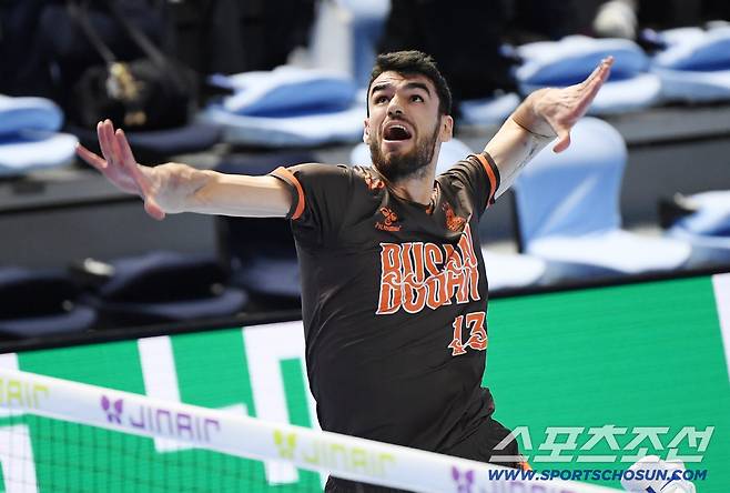 '4득점 실화냐' 오죽했으면 교체 초강수, 외국인 에이스 맞나…