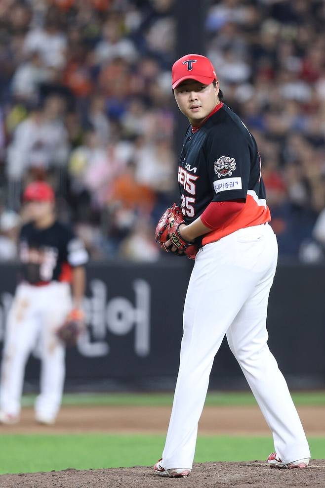 장현식-최원준-박찬호의 유산들… 갑자기 풍족해진 KIA 우완? 정해영-전상현 후계자 나올까