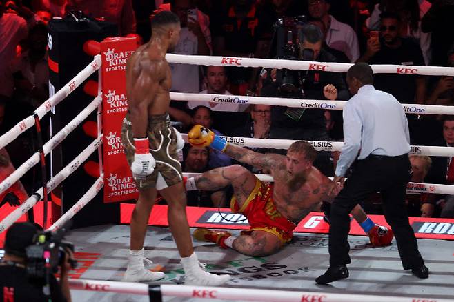 '2000만 유튜버 복서' 턱뼈 박살 낸 조슈아