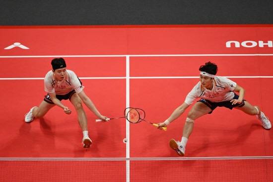 [오피셜] '세계 1위' 한국 듀오, '37년 만의' 세계신기록 '딱 1경기' 남았다…서승재-김원호, 월드투어 파이널 남복 결승행+11회 우승 도전→중국과 한판 승부