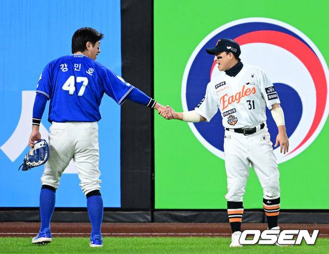 롯데 어게인도 어렵다...159억 FA 재벌인데, 최다안타왕의 3번째 겨울은 정말 춥다