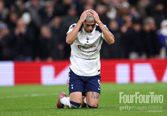 [pl.review] 손흥민 후계자가 다 망쳤다...'2명 퇴장' 토트넘, '이삭 2호골-비르츠 첫 도움' 리버풀에 1-2 패배