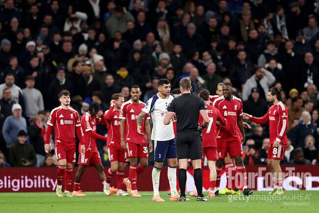 [pl.review] 손흥민 후계자가 다 망쳤다...'2명 퇴장' 토트넘, '이삭 2호골-비르츠 첫 도움' 리버풀에 1-2 패배