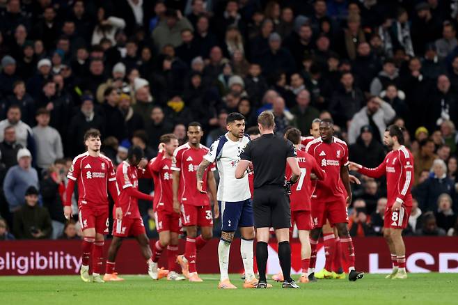 ‘주장 맞아?’ 손흥민 있을 때는 상상도 못 한 일 또 나왔다...신경질 내고 퇴장→프랑크 감독 제지도 무시