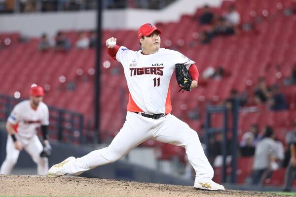 이럴수가! '비운의 A등급' KIA FA 불펜 조상우, 연봉 1억 1000만 원 하주석 절차 밟나?