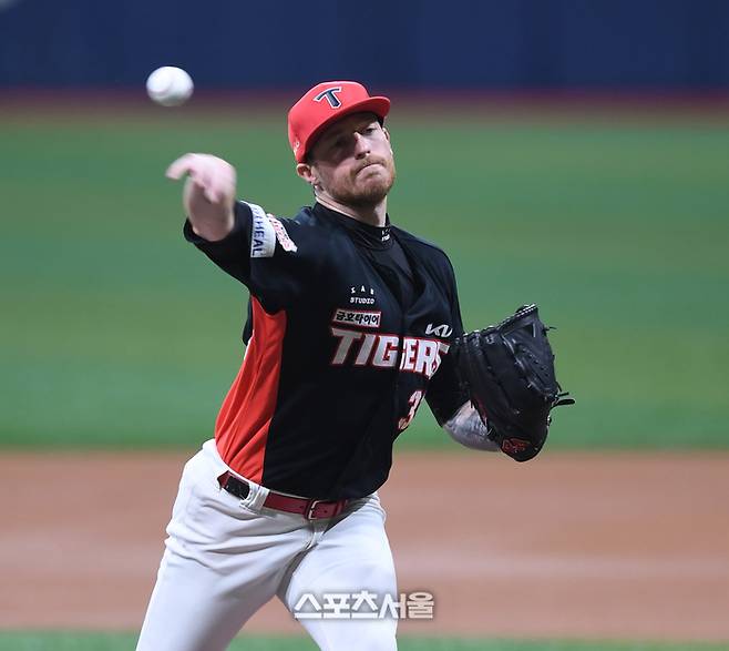 KIA ‘외인2+아쿼’, 2025년 끝나가는데 ‘감감무소식’…얼마나 진행됐나 [SS시선집중]