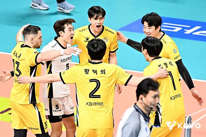 어떻게 9-25로 지지? 외국인 감독 멘붕시킨 경기력 →