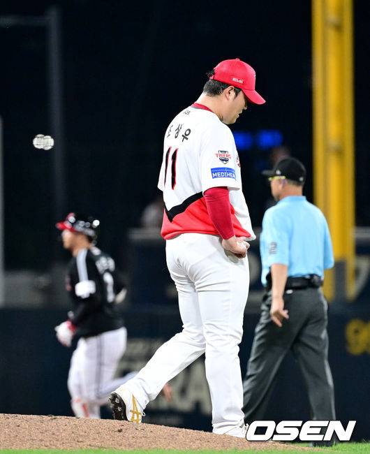 14홀드 이영하도 52억 받았는데…'28홀드+국대 필승조' 조상우는 어쩌다 FA 찬밥 신세가 됐나