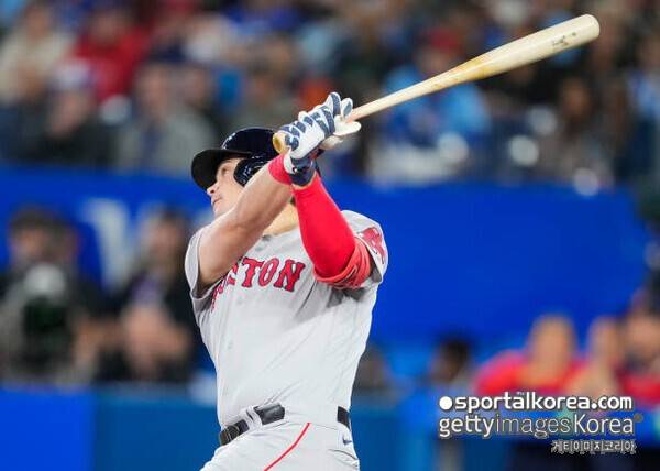 '한국행 거절→4개월 만에 일본행' MLB 47홈런 거포, 아시아에서 돌파구 찾는다…'오카모토 이탈' 요미우리 입단