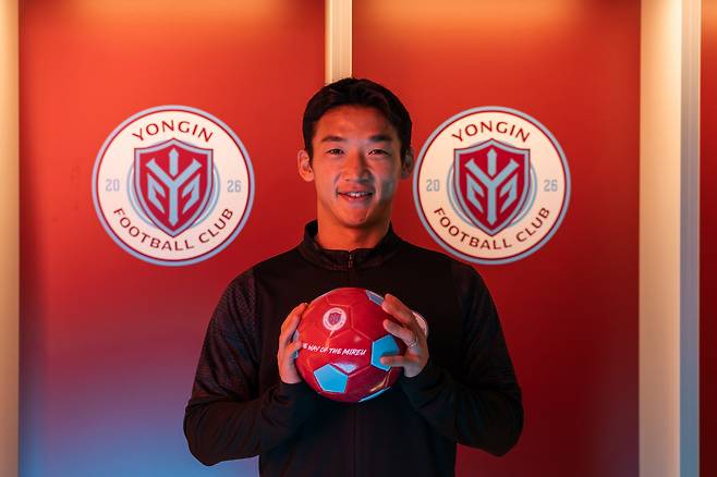 '무려 하루 4인' 이례적 오피셜... 벌써 국가대표 출신만 '2명', 신생 시민구단 역대급 영입 세례