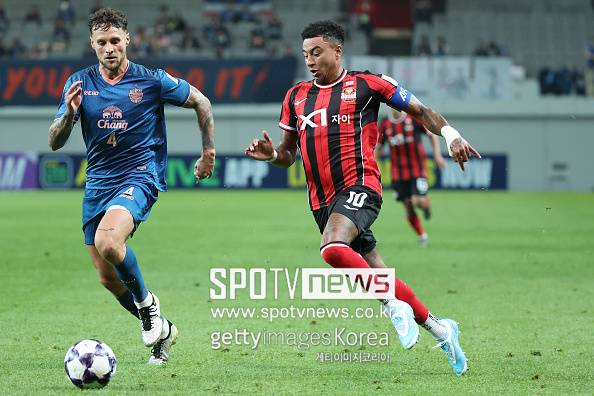 EPL 출신 린가드 소신발언 “한국 축구 ‘버막’ 문화, 정말 미쳤다고 느껴”