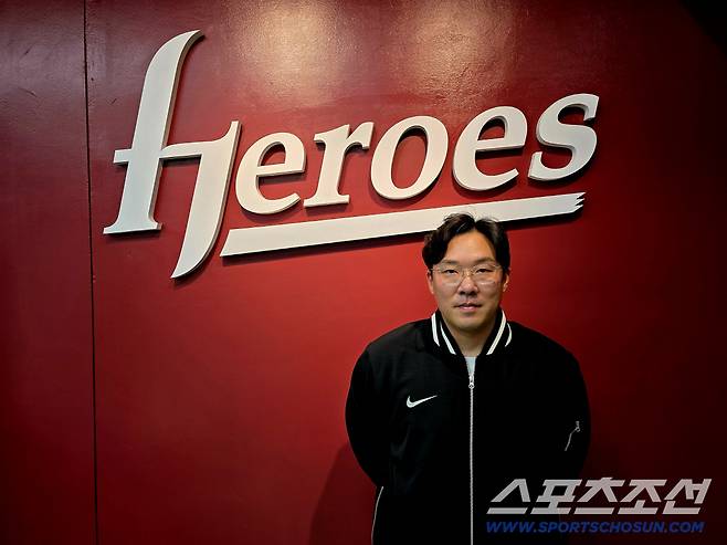 2루수도 힘든데, 17년 만에 3루수 복귀? 진짜 현실이 될 판...