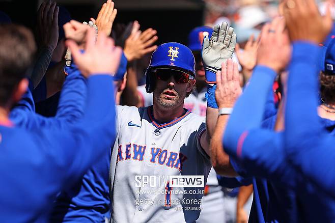 김하성 700억 유혹했는데 거절당한 팀이 있다…대신 트레이드로 타격왕 영입, 겨우 150억만 주고 쓴다