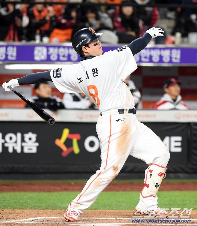 송성문 없는 3루수. LG가 32년만에 恨을 풀까. 26세되는 4번 타자는 이미 준비됐다