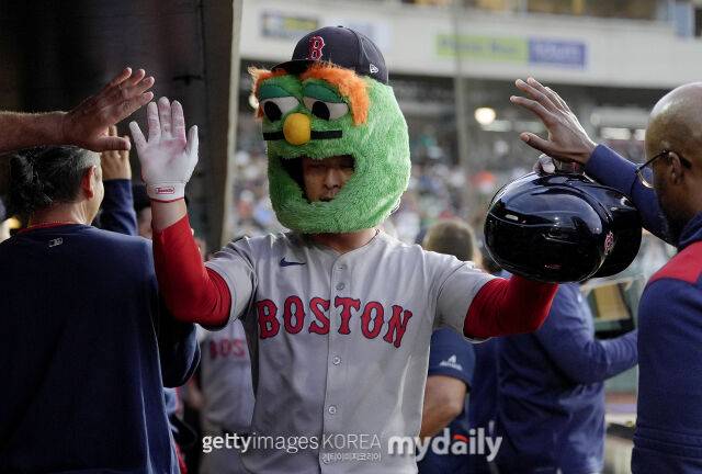 '추신수→백차승→이대호' 韓 네 번째 선수는 35세 김정태…시애틀과 31억→93억 미쳤다, 좌완 상대로는 최고의 선수다