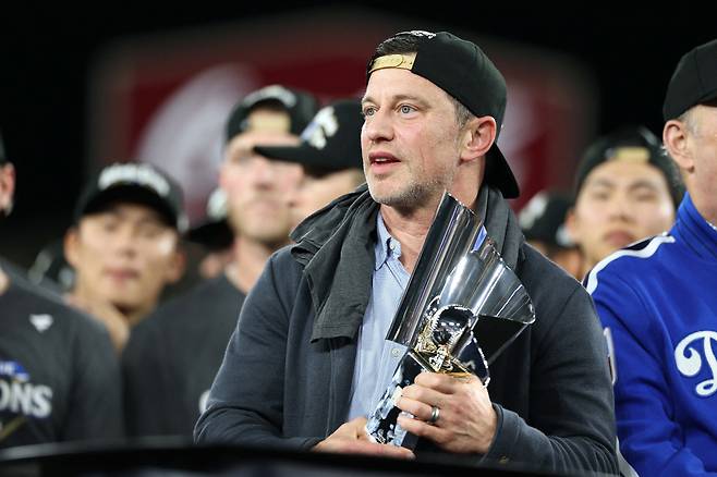 '커쇼 대참사 원흉' 1068억 최악의 먹튀, 왜 다저스는 반등 믿나