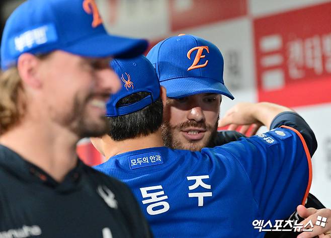 폰세, 아직 한화 못 잊었구나!…