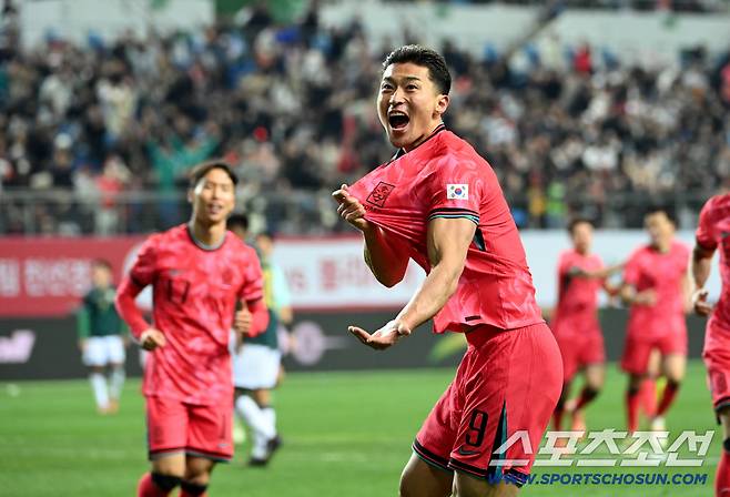 조규성 1년 날린 부상 두고두고 아쉽다...뮌헨 해리 케인 백업, 미트윌란 대체자로 찍었다