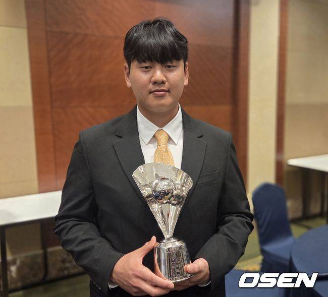 한화 차세대 안방, 퓨처스 타격왕 장규현 “강백호 형보다 포수 못하면 1군에 살아남지 못하겠죠”