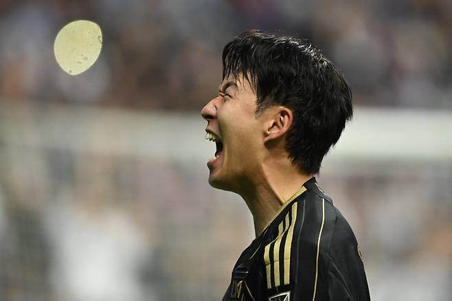 손흥민 우승 특급 호재...'563골 139도움' 인간계 최강 스트라이커, 바르셀로나 극적 잔류? 미국행 거절 가능성