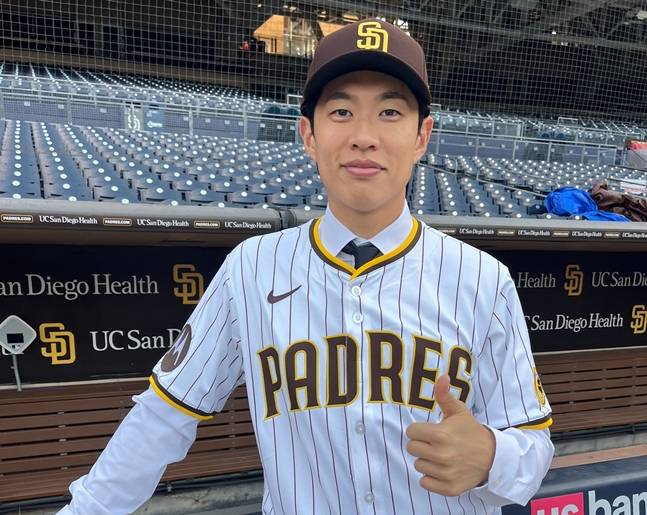 '송성문 이적료로 45억 수익' 키움 향한 야구계 일갈