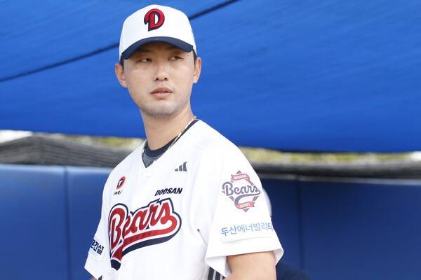 'KBO 1호 기록' 세웠는데, 크리스마스까지 빈손이라니…'무소속' 신세 홍건희의 반등 도울 팀나올까