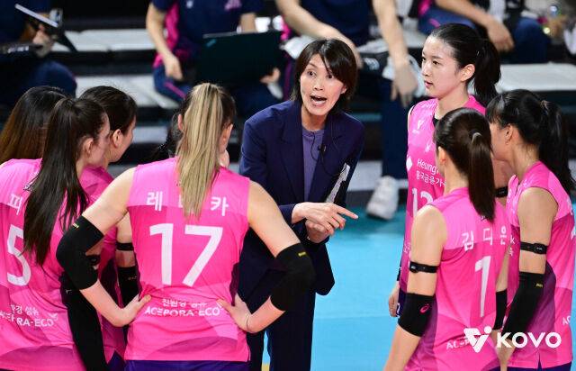 요시하라 감독의 만화 배구? “세터 이나연이 빠지는 블로킹 방식은 일본서도 해왔다” [MD장충]