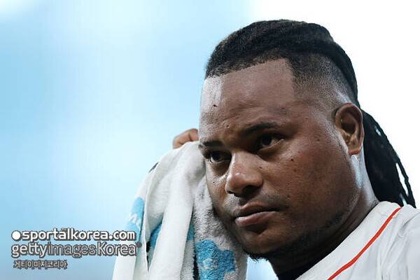 '인성 논란→알고 보니 실수' 좌완 에이스, '선발 급구' 이정후 팀만 달려든 게 아니네…