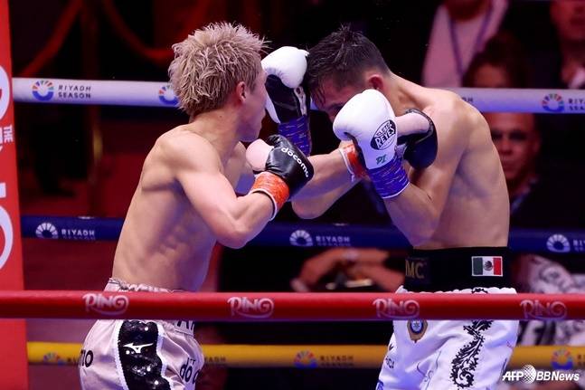 日 환호 '메이웨더 넘었다' 최초 기록, 전인미답 '타이틀전 27연승' 새역사... 세계가 놀랐다