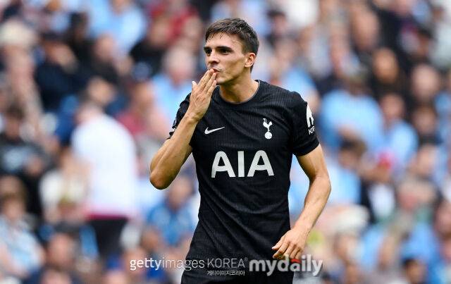 '김민재도 포함됐다'…바이에른 뮌헨, 올해의 실패작 팬투표 공개