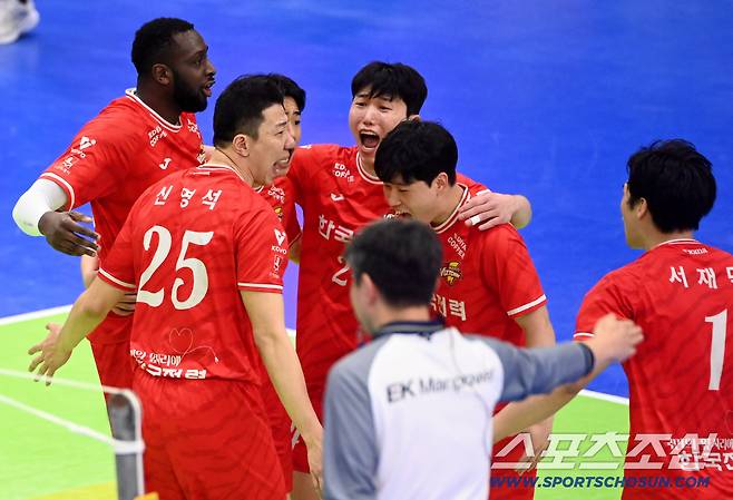 '불혹까지 4일 남았는데…' 여전히 배구대통령의 가슴은 뜨겁다