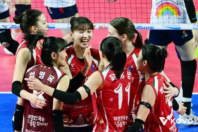 서브와 블로킹의 힘으로! IBK기업은행, 안방서 정관장 꺾고 연패 탈출…정관장의 원정 징크스는 계속된다 [MD화성]