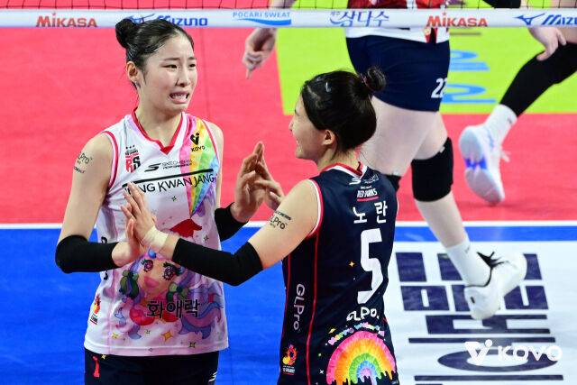 서브와 블로킹의 힘으로! IBK기업은행, 안방서 정관장 꺾고 연패 탈출…정관장의 원정 징크스는 계속된다 [MD화성]