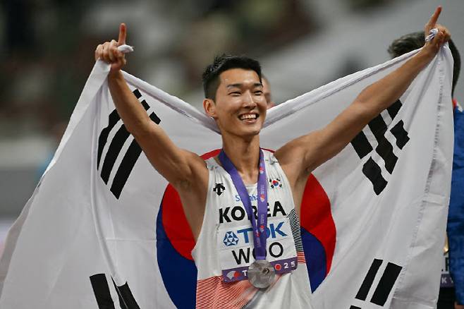 '탁구 영웅'서 새 체육 대통령, 떠난 '여제'와 우뚝 선 '여제'