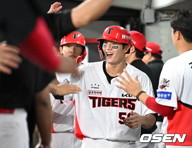 최형우 공백 어떻게 메우나...천재 부활도 중요하지만 히트맨들 커리어하이 또 찍어야 한다