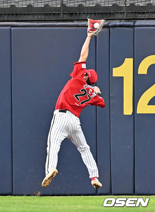 최형우 공백 어떻게 메우나...천재 부활도 중요하지만 히트맨들 커리어하이 또 찍어야 한다