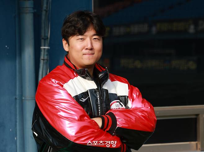 ‘원투펀치’ 같았던 LG 좌완 막내즈, 손주영·송승기 “내년엔 합쳐서 26승 갑니다”[송년 인터뷰]