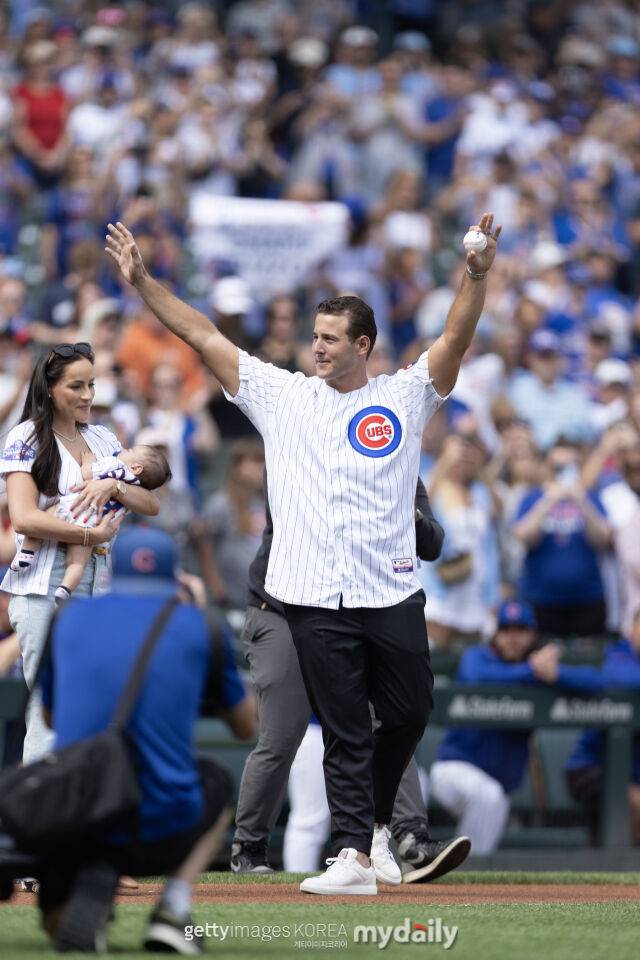 '이럴 수가' 2024년 은퇴 선언했는데 WBC 출전 요청이라니…'염소의 저주' 깬 303HR 베테랑, 그라운드로 돌아오나?