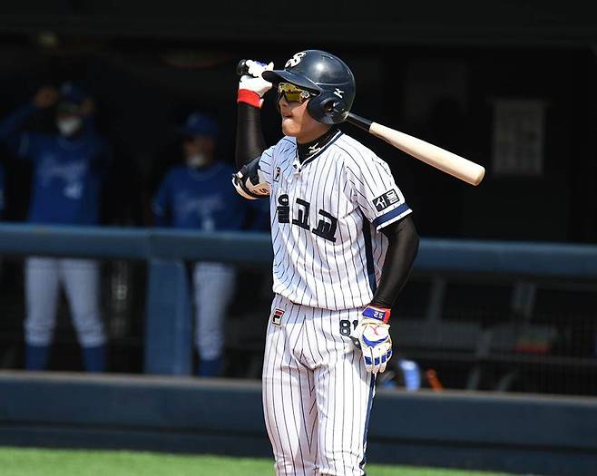 [단독] ‘한화가 포기한 군필 2라운더’ 송호정, KIA 유니폼 입는다… '안재석 라이벌' 광주서 부활하나