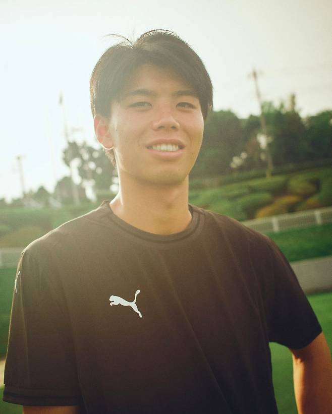 '토트넘 454경기' 손흥민, 당신은 대체 어떤 선수였습니까...日 유망주, 고작 EPL 벤치 등장에