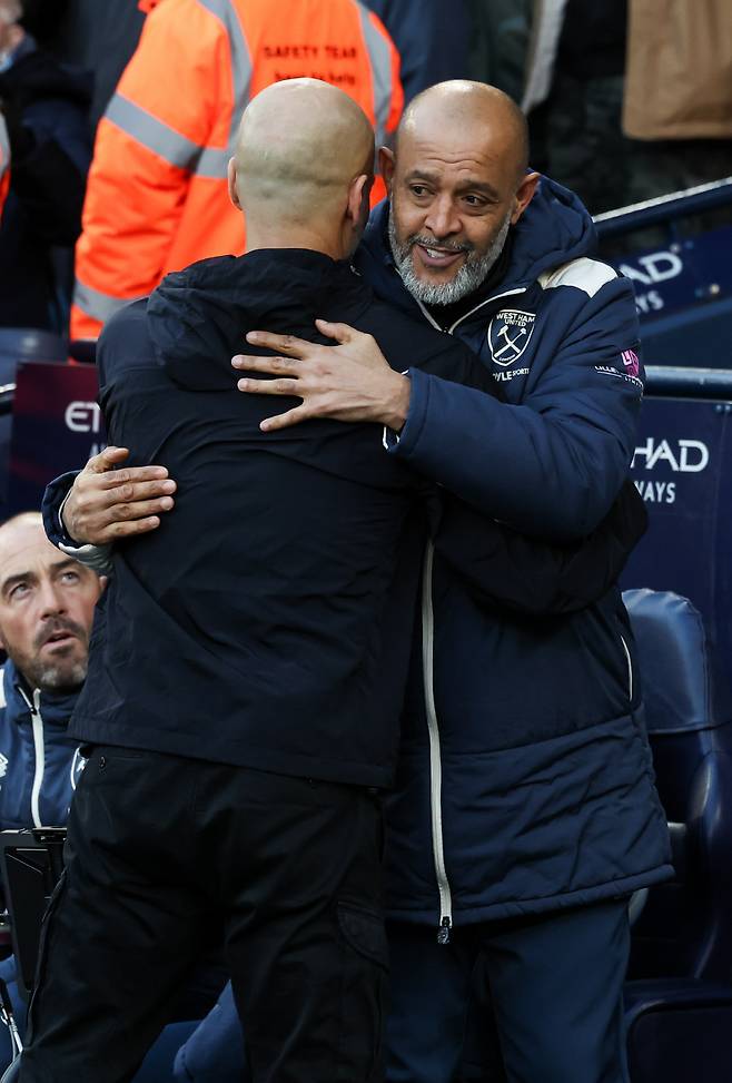 어디서 손흥민 스승이라고 하지 마세요...EPL 경질→재취업→3개월 만에 또 경질 위기 '토트넘 맡을 수준 아니었다'