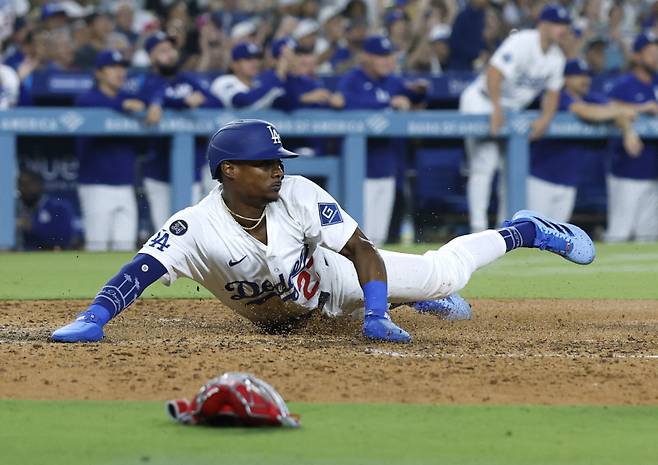 다저스, '도루왕 출신' 외야수 트레이드로 보냈다…쿠바 유망주 '수혈'