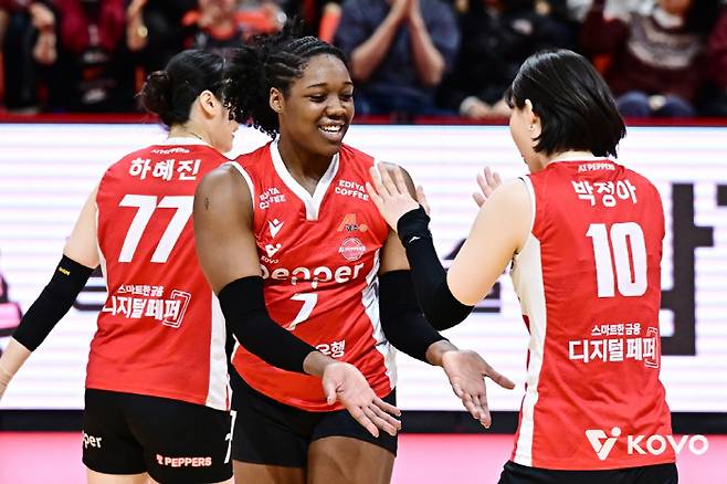 '눈물의 9연패 탈출' 42일만에 이겼다! 실바 압도한 조이 폭주[광주 리포트]